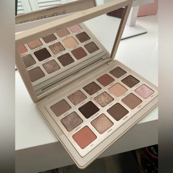 Natasha Denona I Need a Nude Palette - Picture 4 of 4